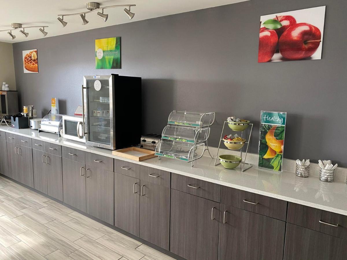 Quality Inn Rochelle Екстериор снимка