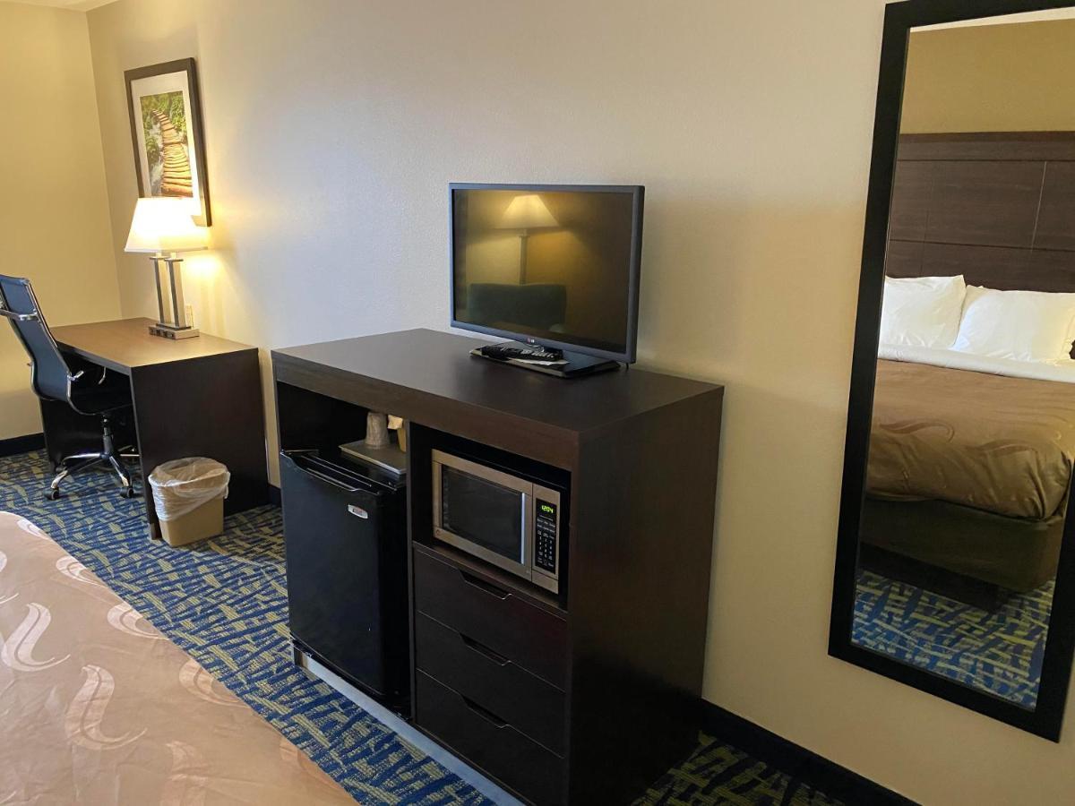 Quality Inn Rochelle Екстериор снимка