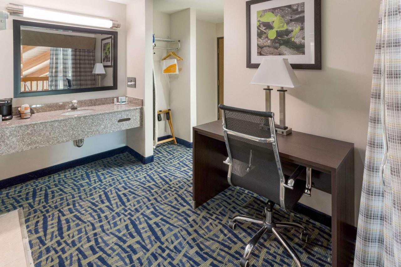 Quality Inn Rochelle Екстериор снимка