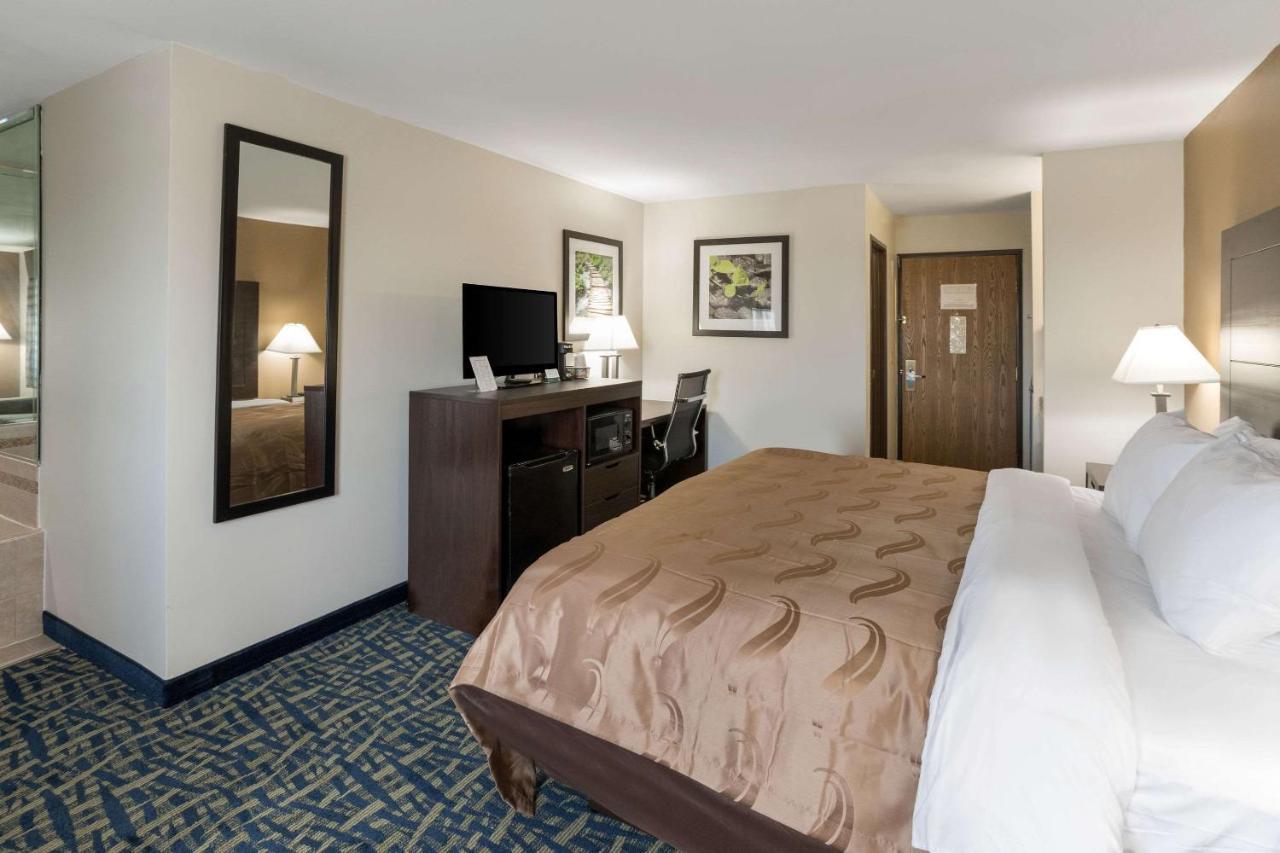Quality Inn Rochelle Екстериор снимка
