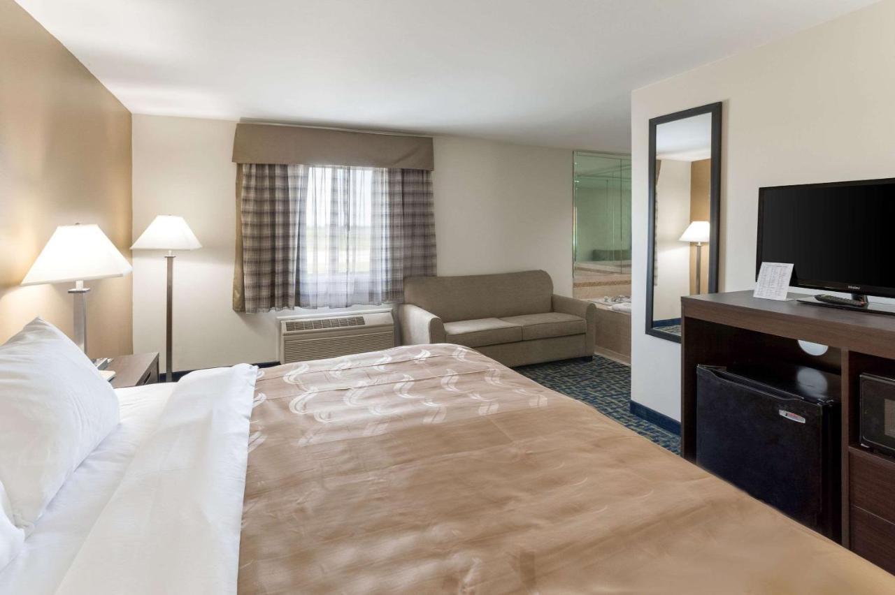 Quality Inn Rochelle Екстериор снимка