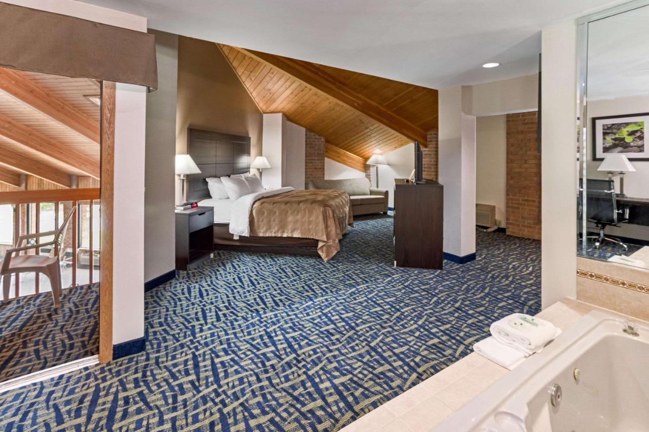 Quality Inn Rochelle Екстериор снимка